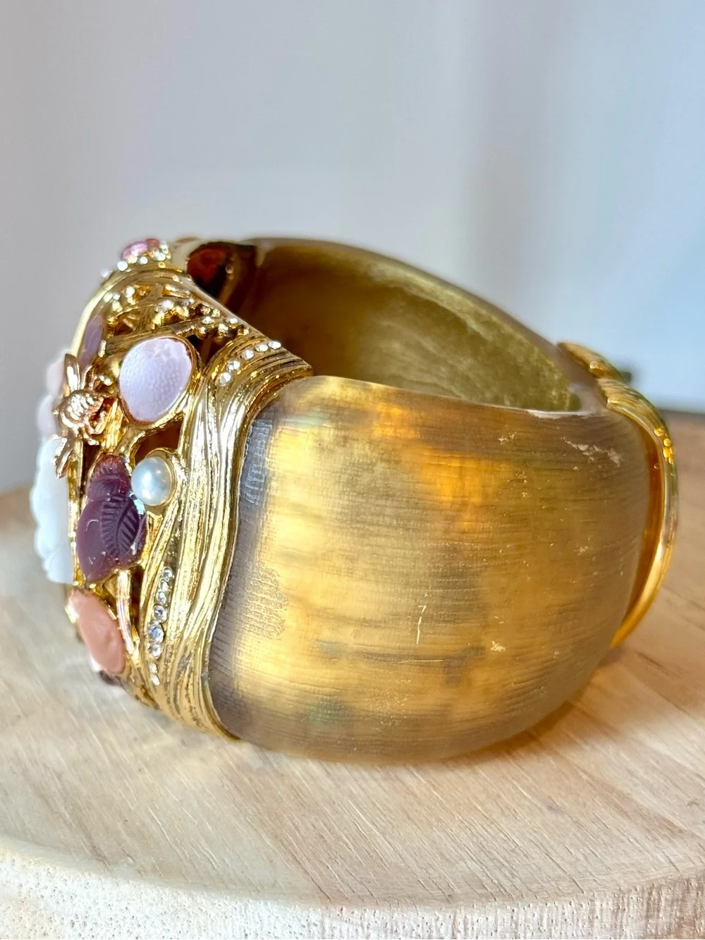 VTG Estate Alexis Bittar Secret Garden Bee Lucite Hinged Cuff Bracelet—Rare Find